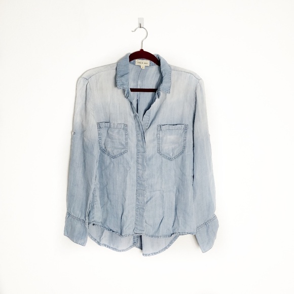Anthropologie Tops - Anthropologie Cloth & Stone Chambray Button Down